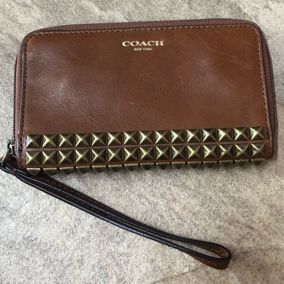 Coach Handbags - COACH Legacy Wristlet